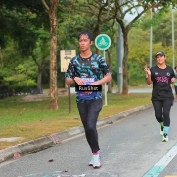 Runner Photo 5681806