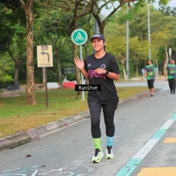 Runner Photo 5681823
