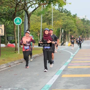 Runner Photo 5681853