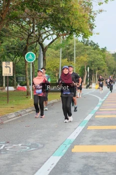 Runner Photo 5681863