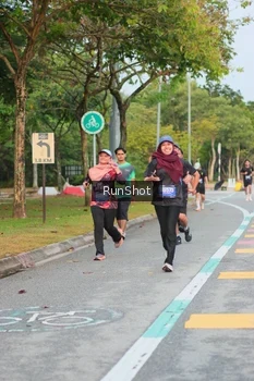 Runner Photo 5681868