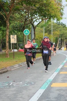 Runner Photo 5681870