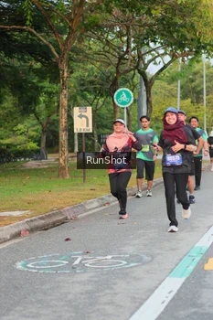 Runner Photo 5681881