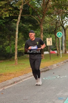 Runner Photo 5681884