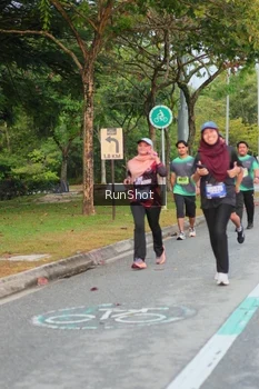 Runner Photo 5681896
