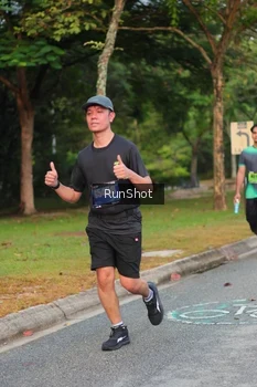 Runner Photo 5681960