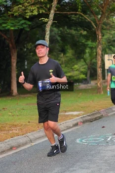 Runner Photo 5681966