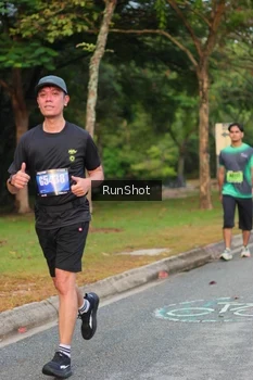 Runner Photo 5681969
