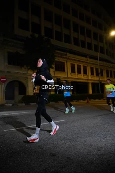 Runner Photo 5681996