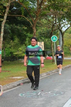 Runner Photo 5682022