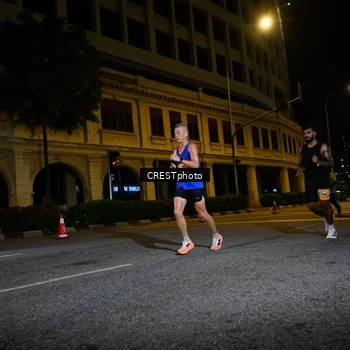 Runner Photo 5682044