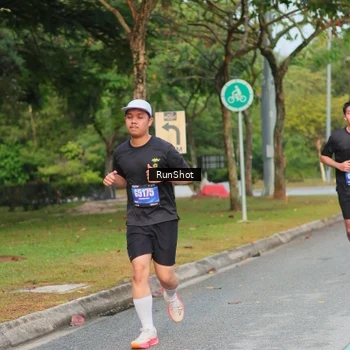 Runner Photo 5682058