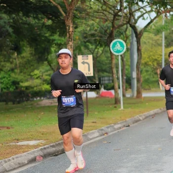 Runner Photo 5682062