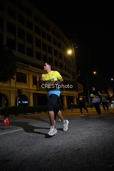 Runner Photo 5682100