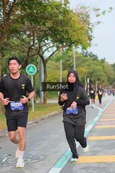 Runner Photo 5682102
