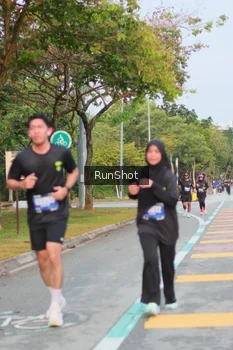 Runner Photo 5682105