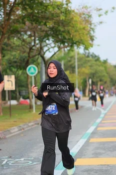 Runner Photo 5682122