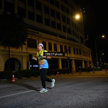 Runner Photo 5682135