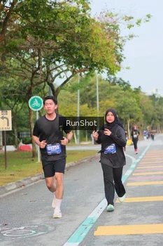 Runner Photo 5682138