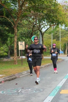 Runner Photo 5682159