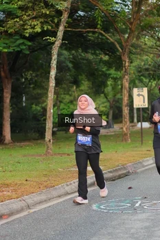 Runner Photo 5682189