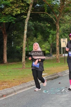 Runner Photo 5682195