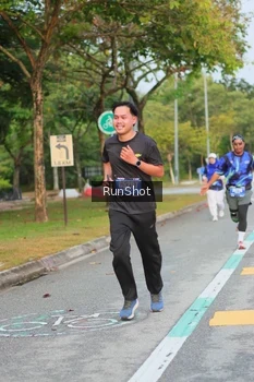 Runner Photo 5682249