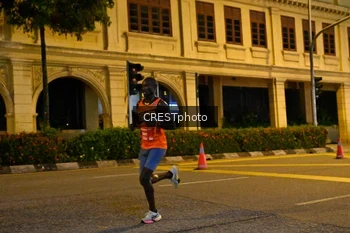 Runner Photo 5682359