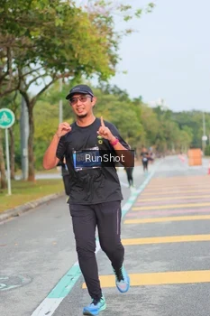Runner Photo 5682379