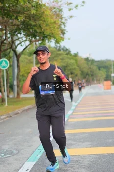 Runner Photo 5682380