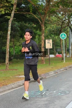 Runner Photo 5682426
