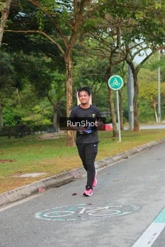 Runner Photo 5682457