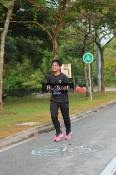 Runner Photo 5682460