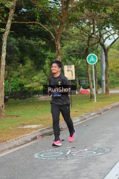 Runner Photo 5682462