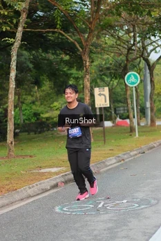 Runner Photo 5682470