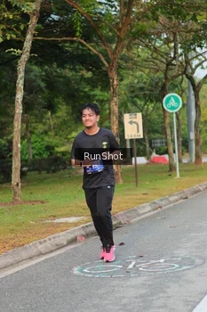 Runner Photo 5682511