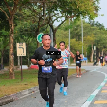 Runner Photo 5682524