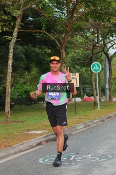 Runner Photo 5682649