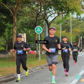 Runner Photo 5682703