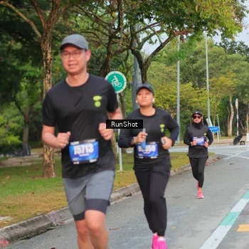 Runner Photo 5682756