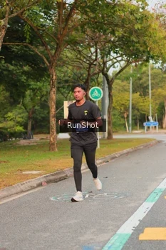 Runner Photo 5682774
