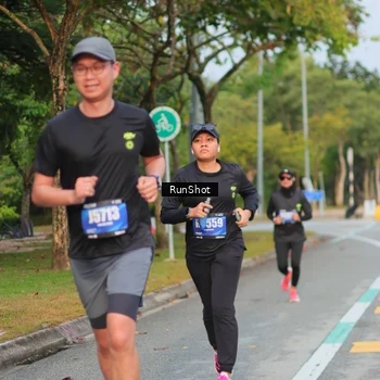Runner Photo 5682775
