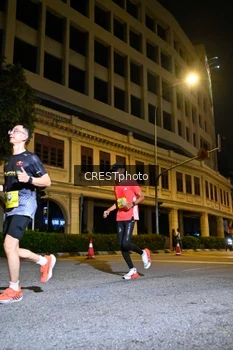 Runner Photo 5682815