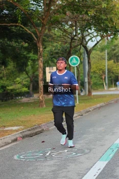 Runner Photo 5682823