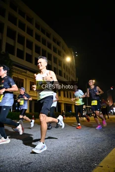 Runner Photo 5682842
