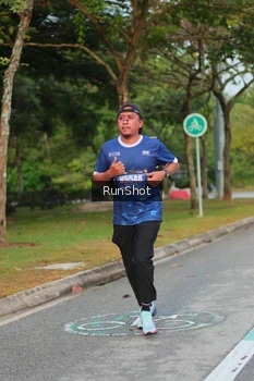 Runner Photo 5682843