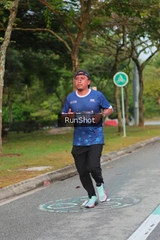 Runner Photo 5682844