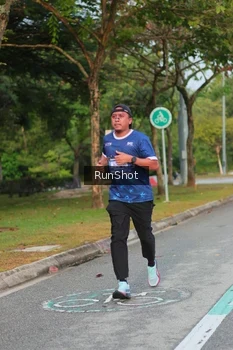 Runner Photo 5682846