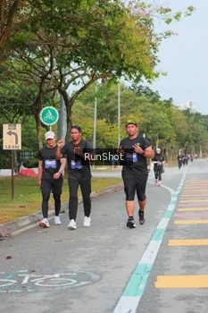 Runner Photo 5682894