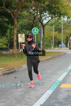 Runner Photo 5682896